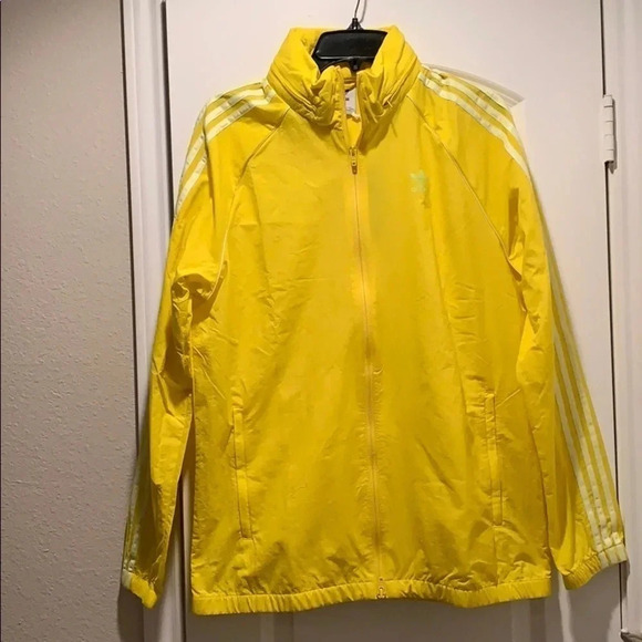 Adidas Originals Jacket Windbreaker Hood Yellow Medium NWT - Picture 2 of 13
